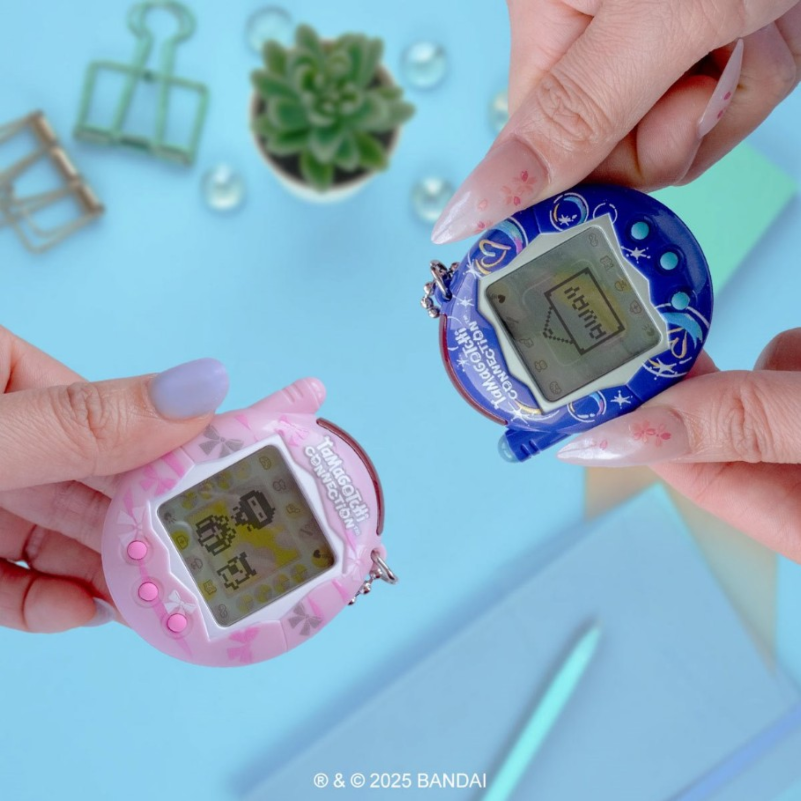 Tamagotchi Connection Dainty Bows Digital Pet Bandai Namco